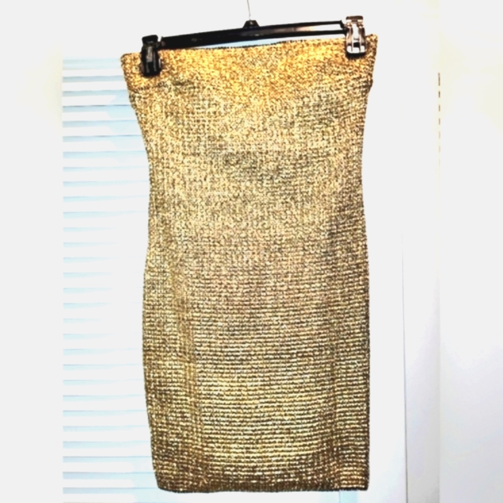 Strapless dress